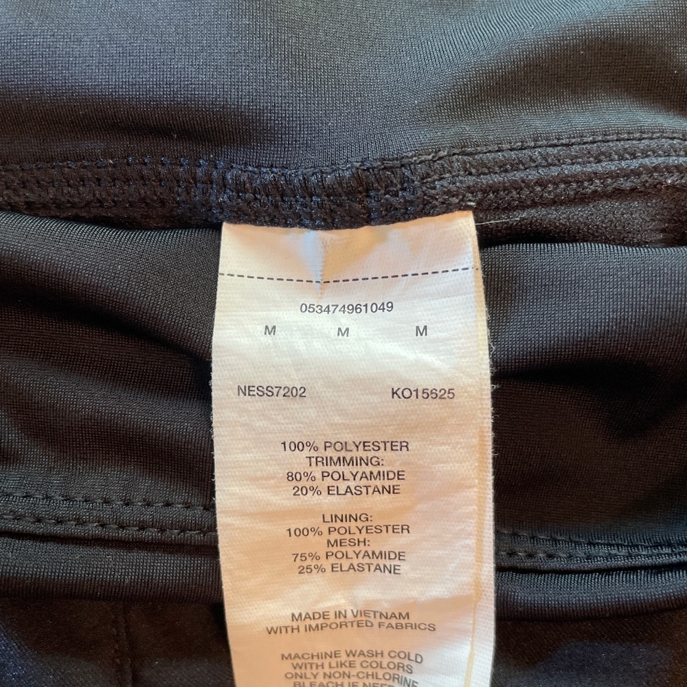 Shorts - Picture 3 of 4